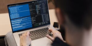 Right Web Developer in Martinsburg (1)